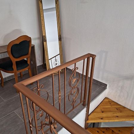 Apartmán To Petrino Spiti Posidi Exteriér fotografie
