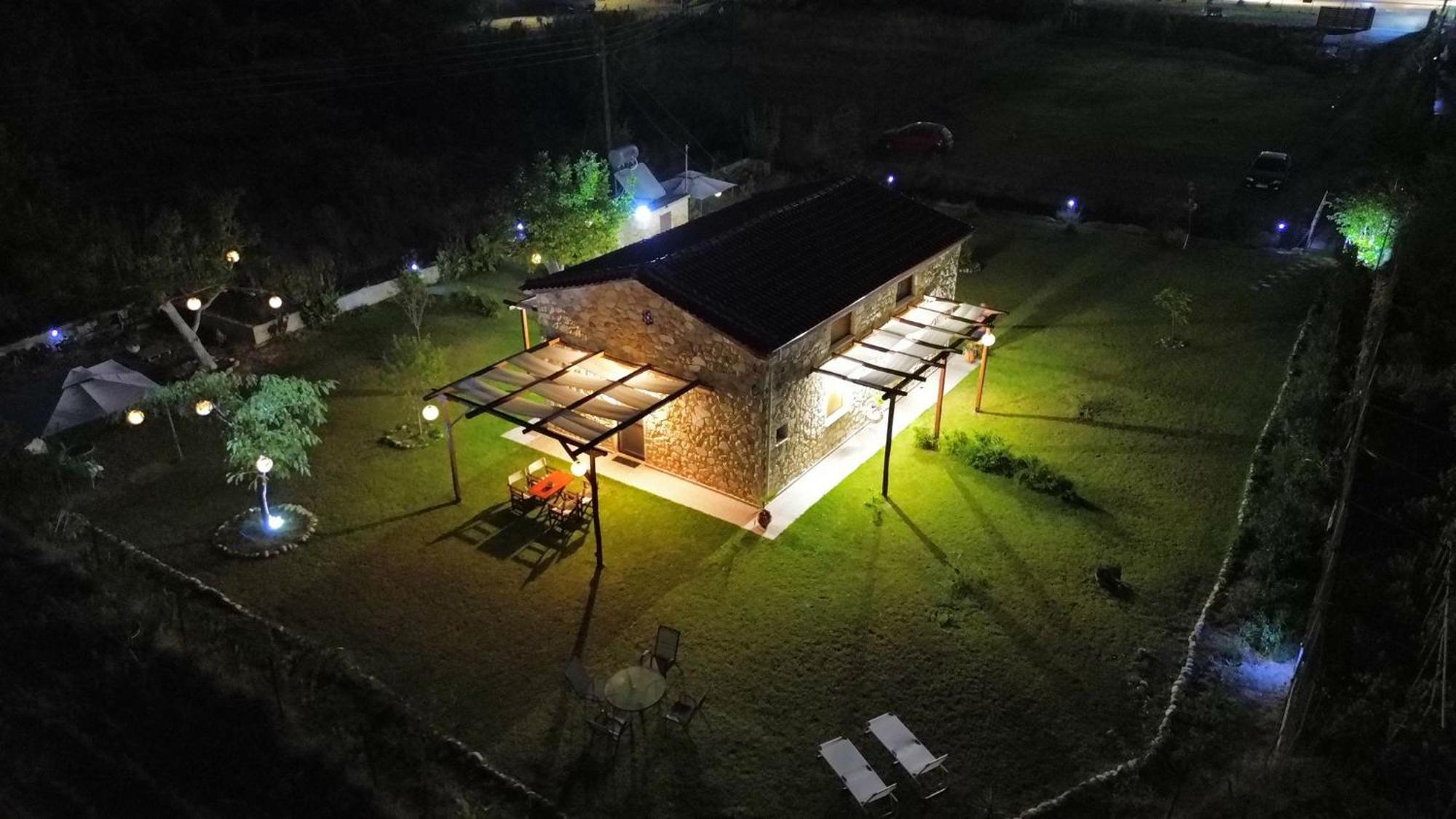 Apartmán To Petrino Spiti Posidi Pokoj fotografie