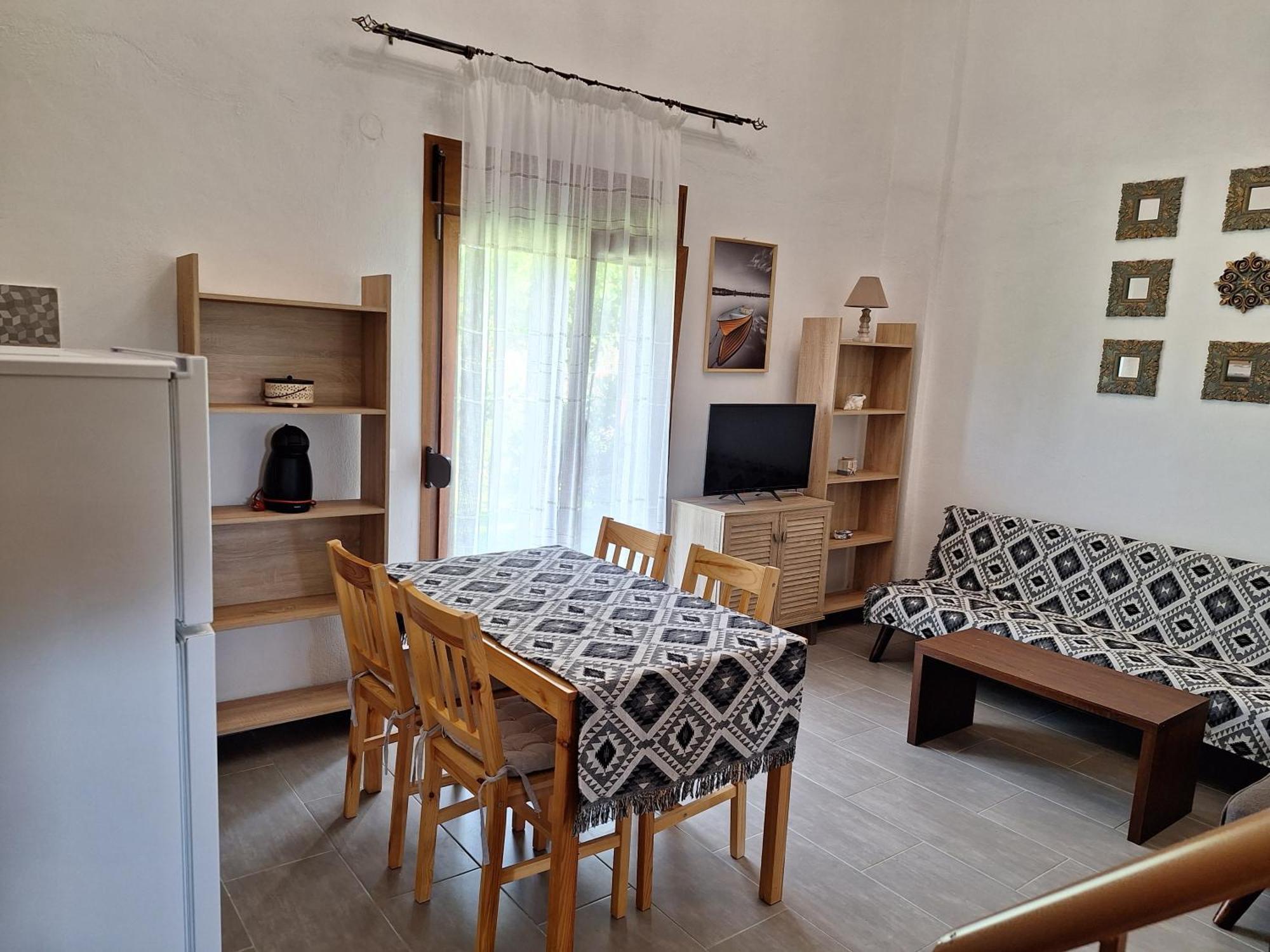 Apartmán To Petrino Spiti Posidi Exteriér fotografie