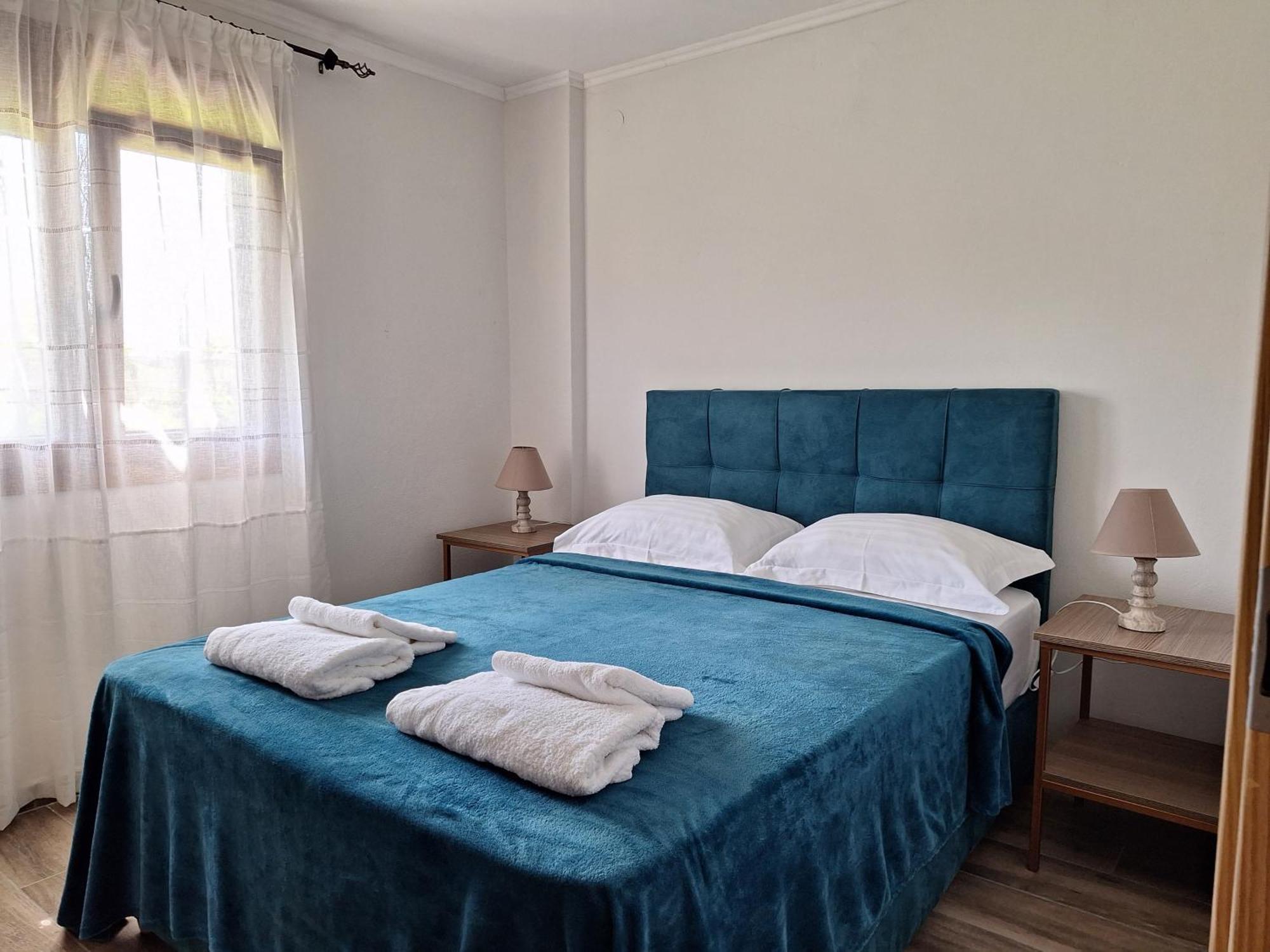 Apartmán To Petrino Spiti Posidi Exteriér fotografie